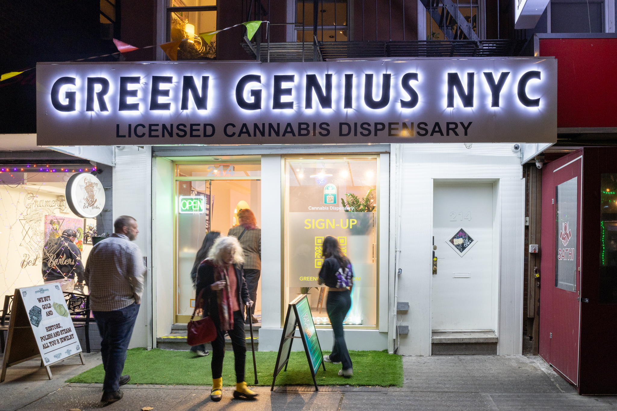 Green Genius NYC dispensary storefront in Gramercy New York